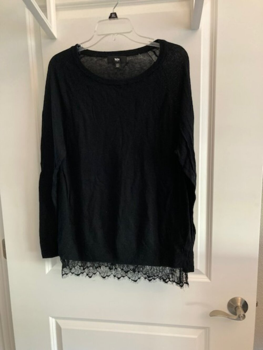 Mossimo Black Longsleeve Sweater with Lace Hem - XL